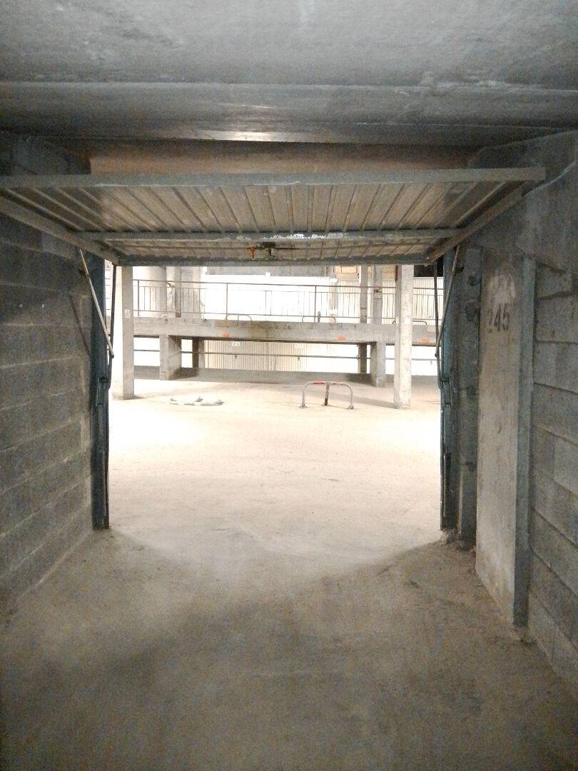 Parking boxé à Tignes le Val Claret