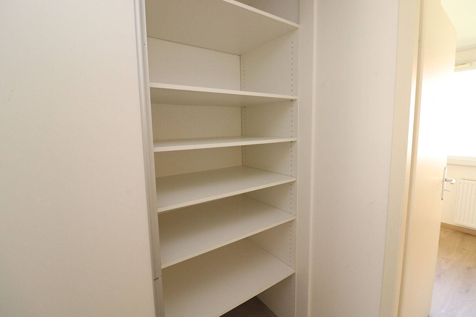 5 pièces de 105.68 m² avec cave et parking extérieur