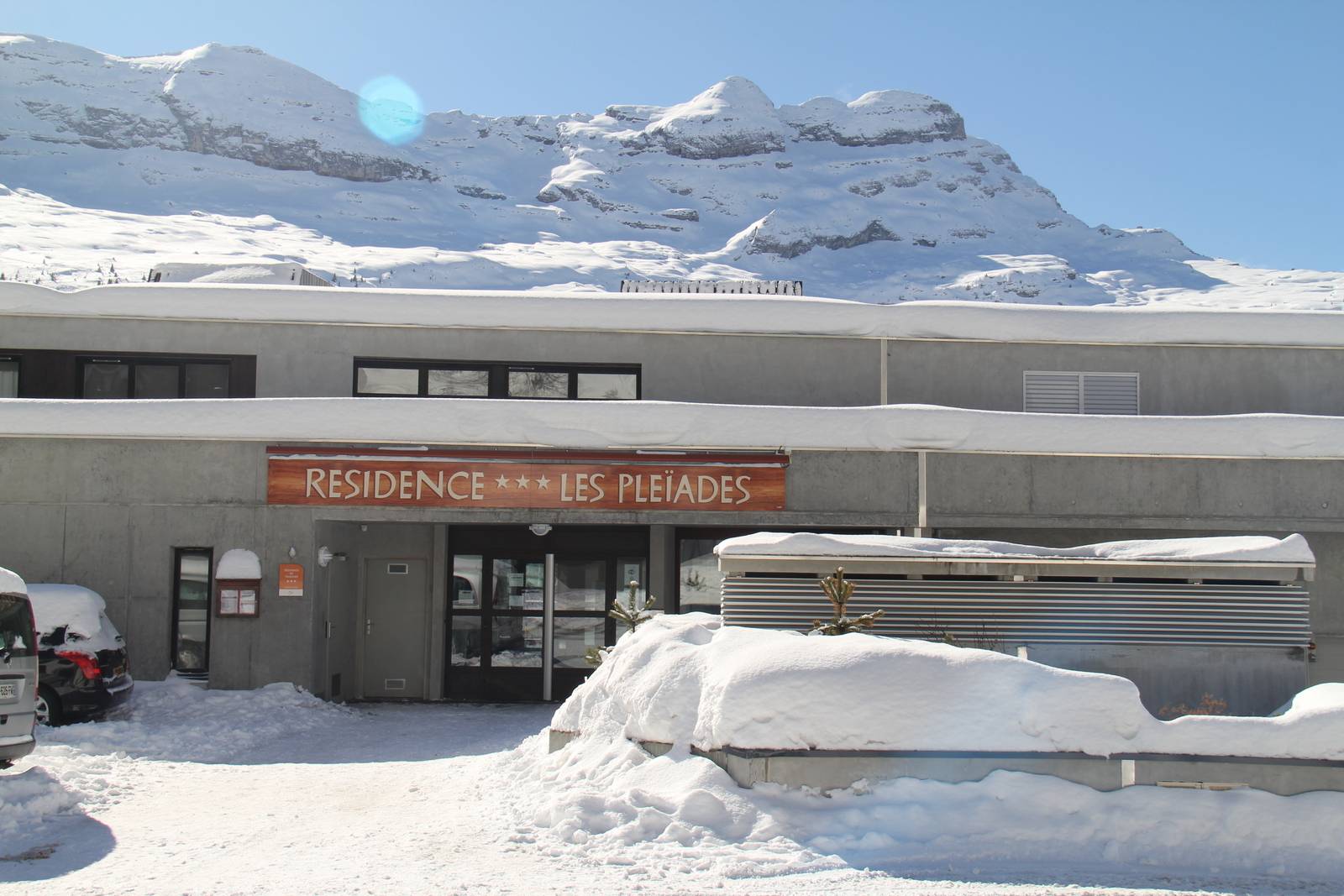 EMPLACEMENT DE STATIONNEMENT