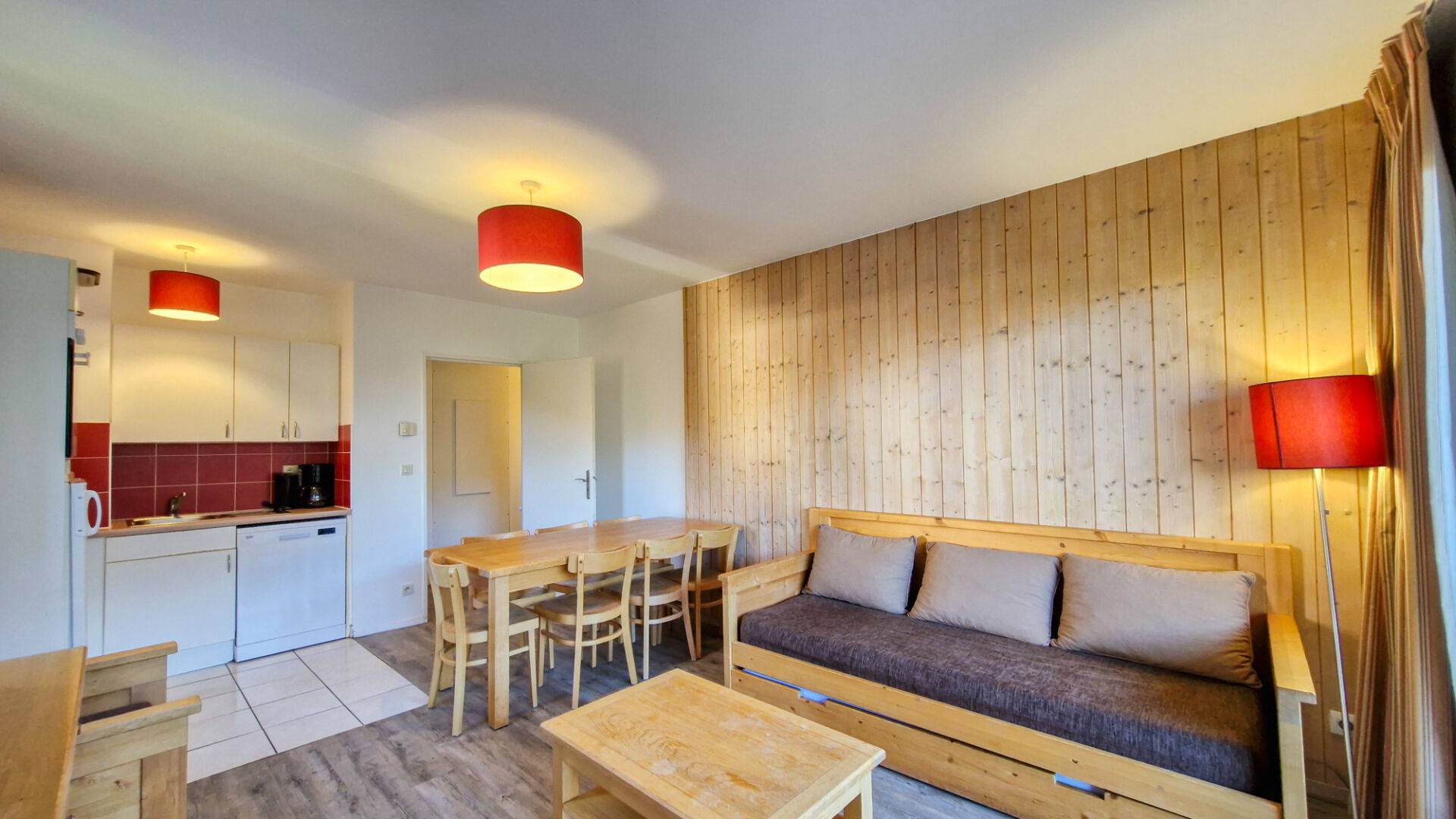 3 PIECES CABINE SUD RESIDENCE DE TOURISME LES PLEIADES avec PLACE DE PARKING COUVERTE