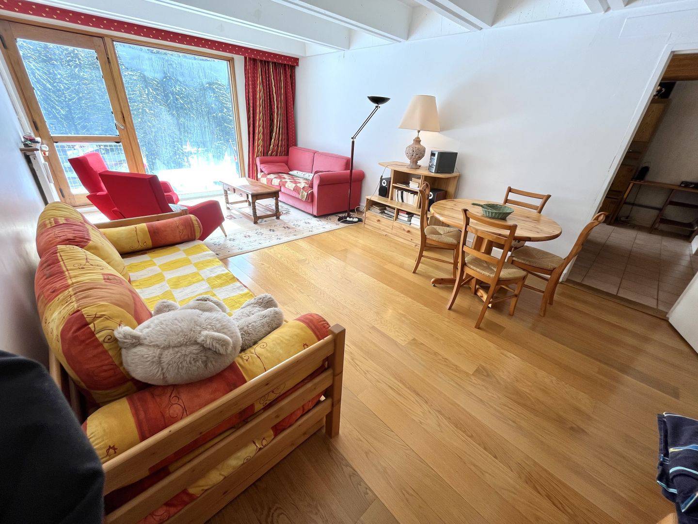 DEUX APPARTEMENTS REUNIS au PIED DES PISTES dans résidence recherchée
