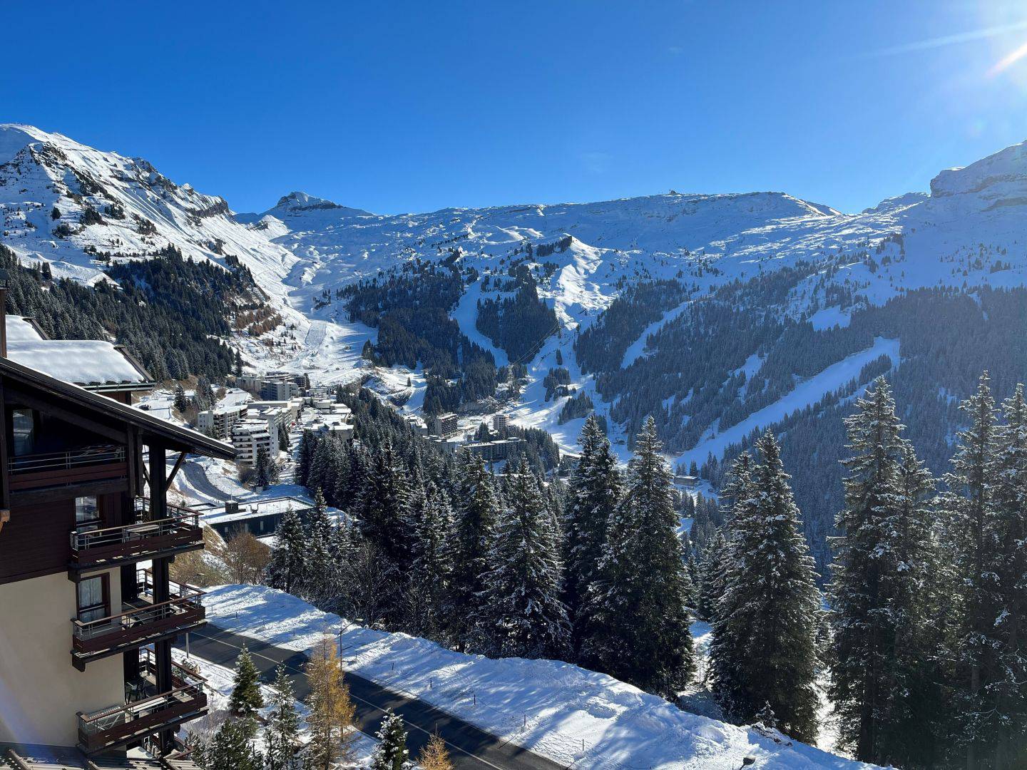 TROIS PIECES SUD rénové en Résidence de Tourisme et en pleine propriété