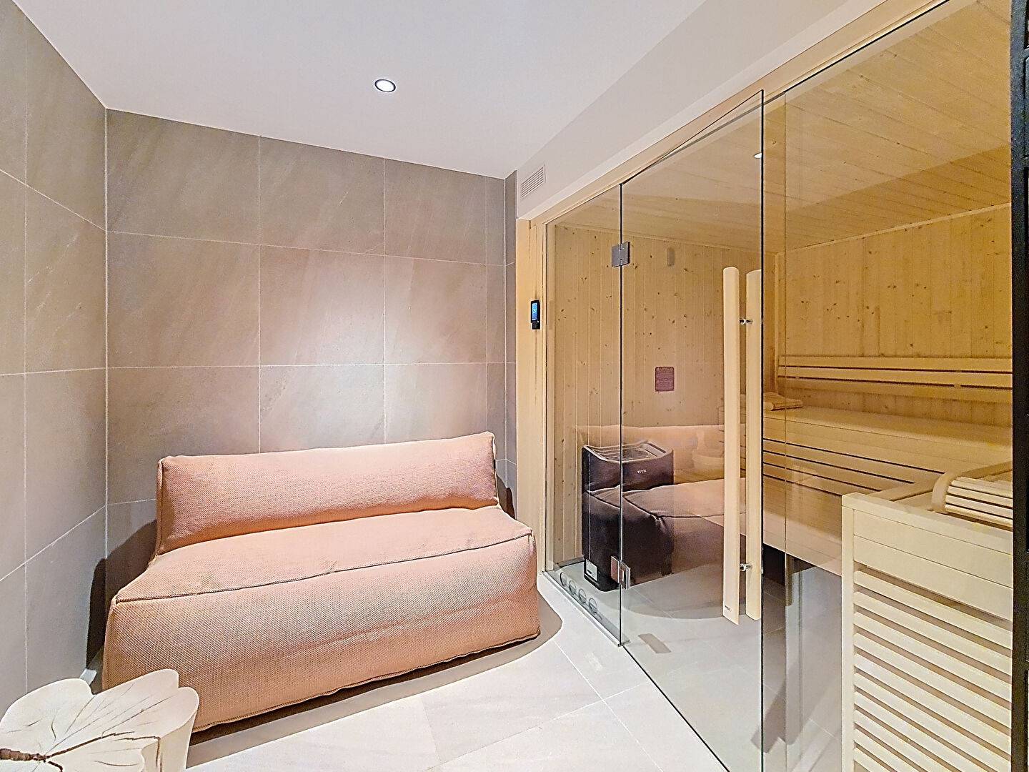 Appartement Les Belleville 4 pièce(s) 130.90 m2