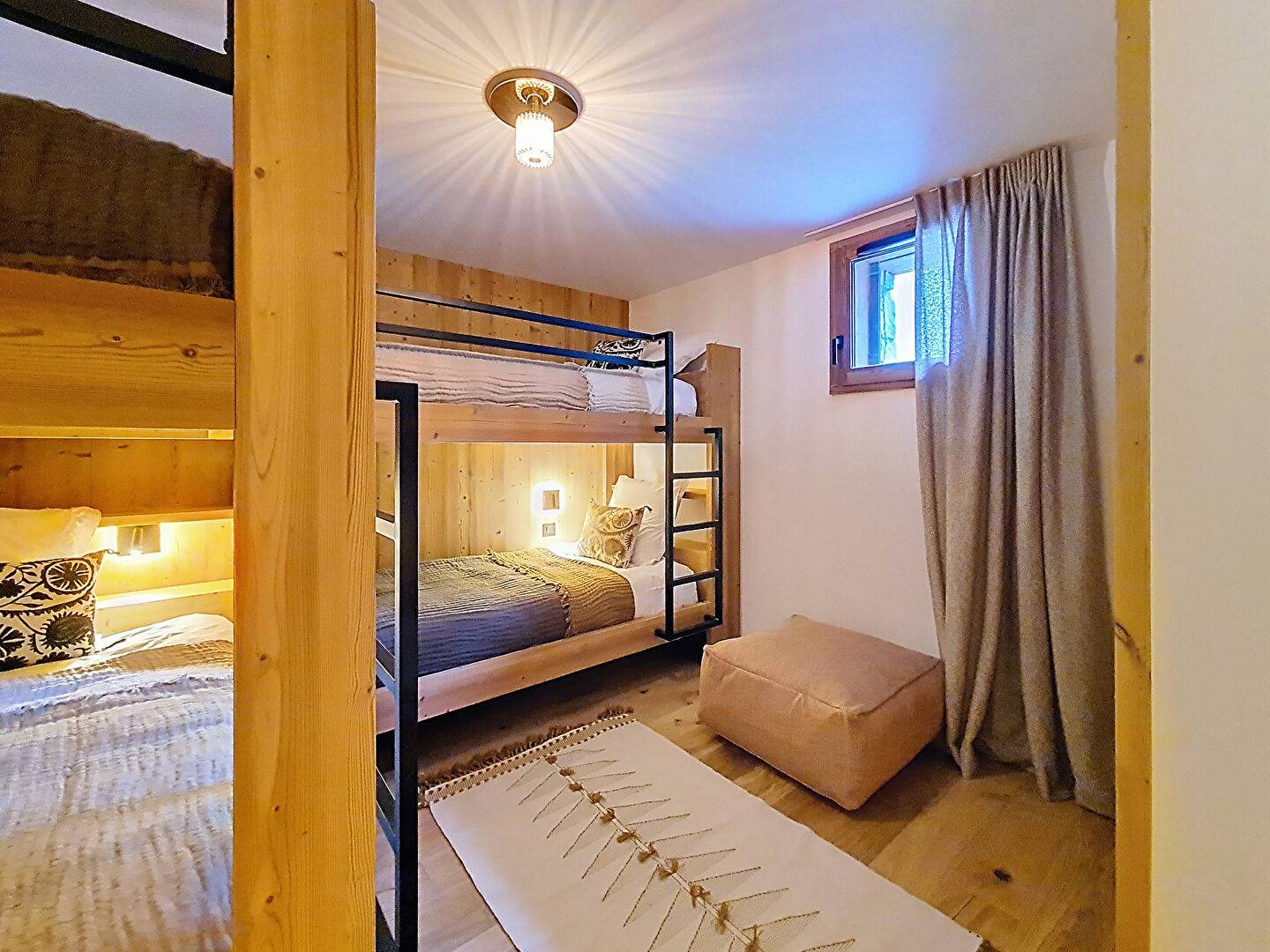 Appartement Les Belleville 4 pièce(s) 130.90 m2