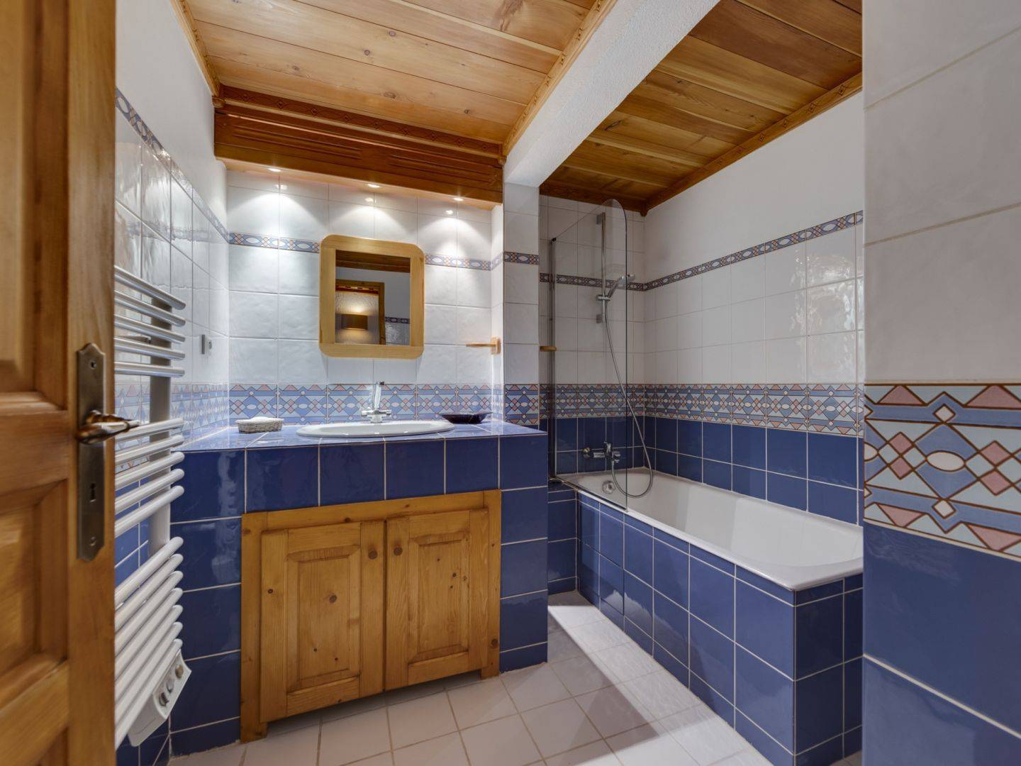 58628828 VAL D ISERE