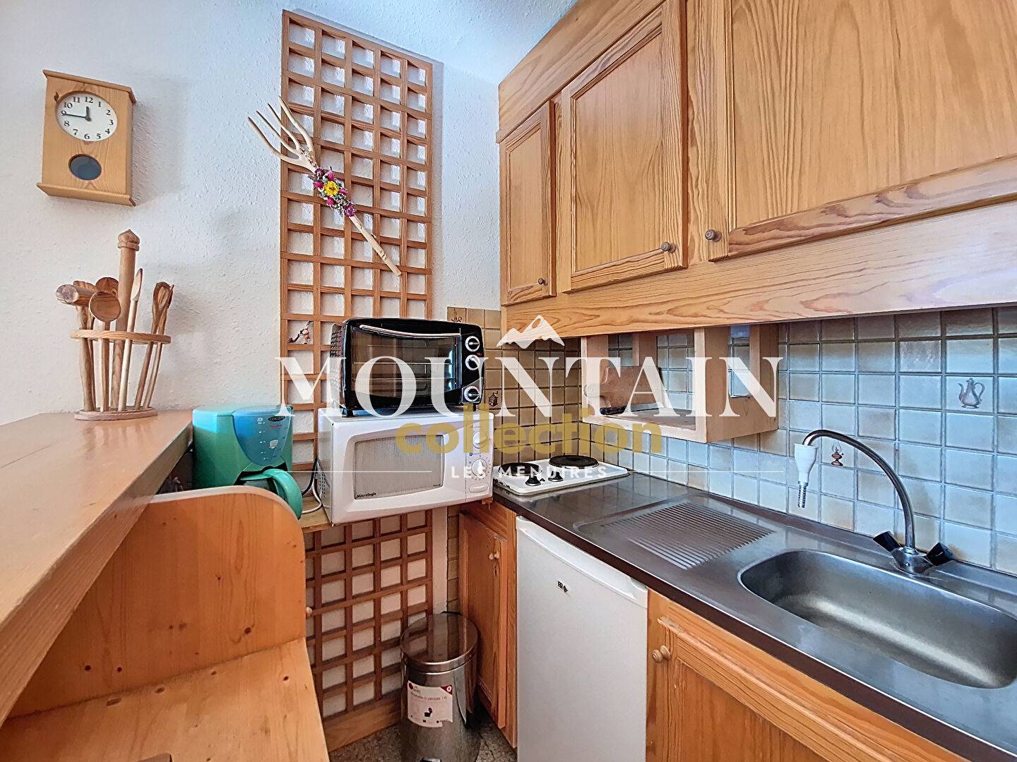 59156678 LES BELLEVILLE