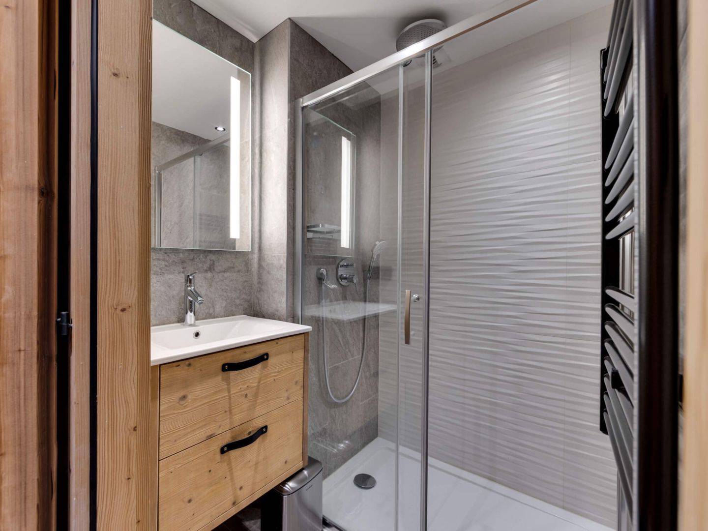 58628833 VAL D ISERE