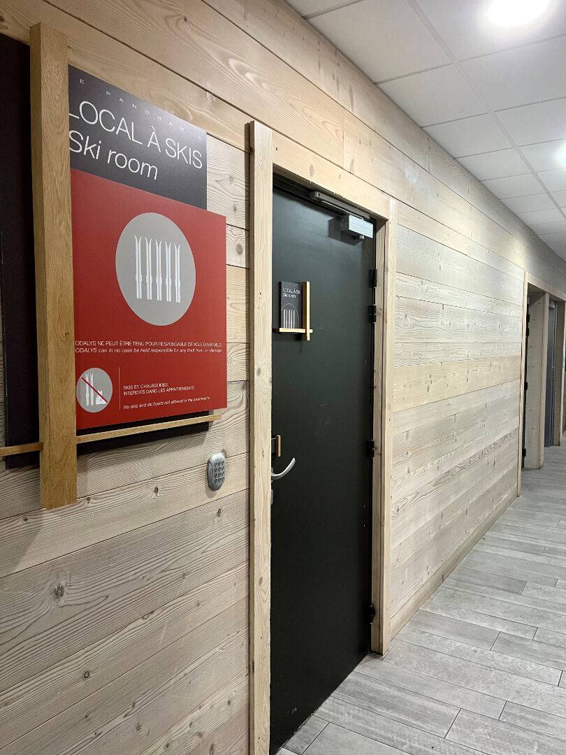 DEUX PIECES de standing au PIED DES PISTES