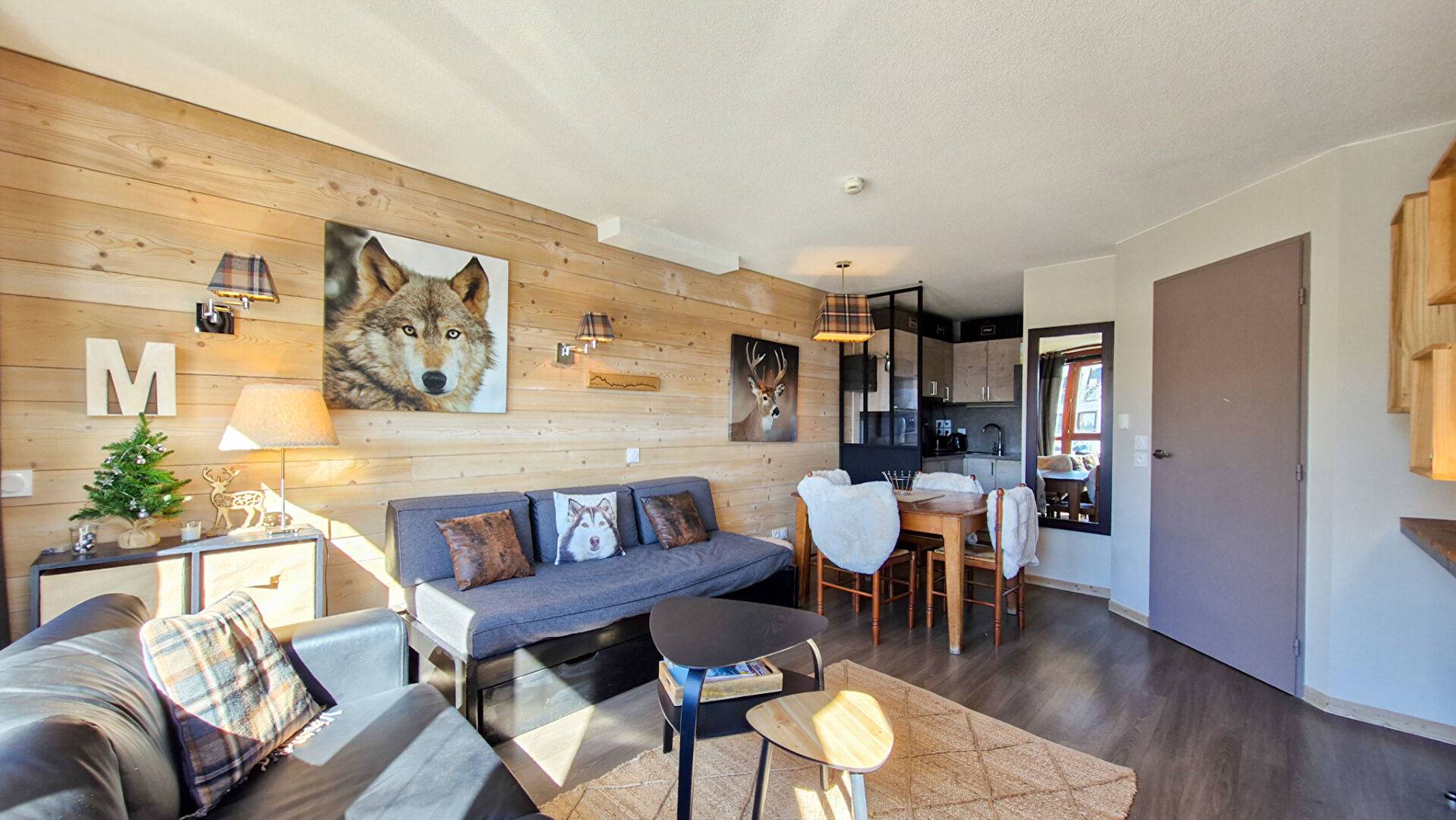 DEUX PIECES de standing au PIED DES PISTES