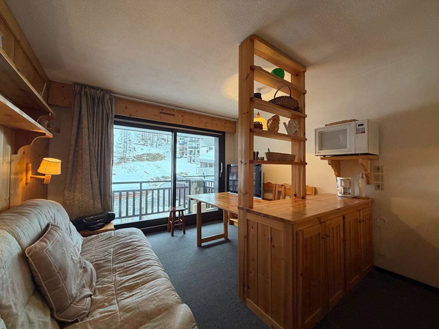 Studio centre station