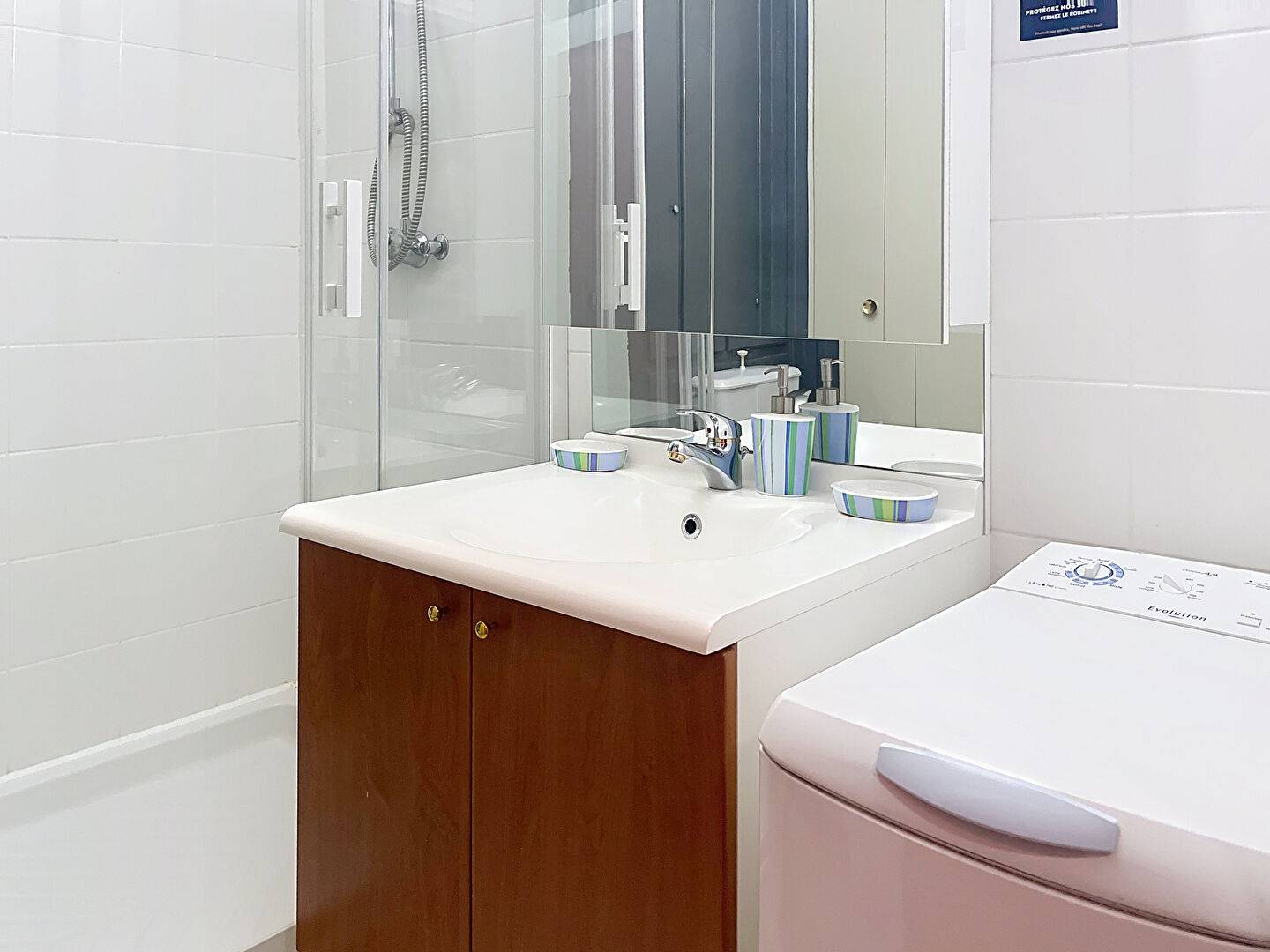 Grand studio avec vue panoramique