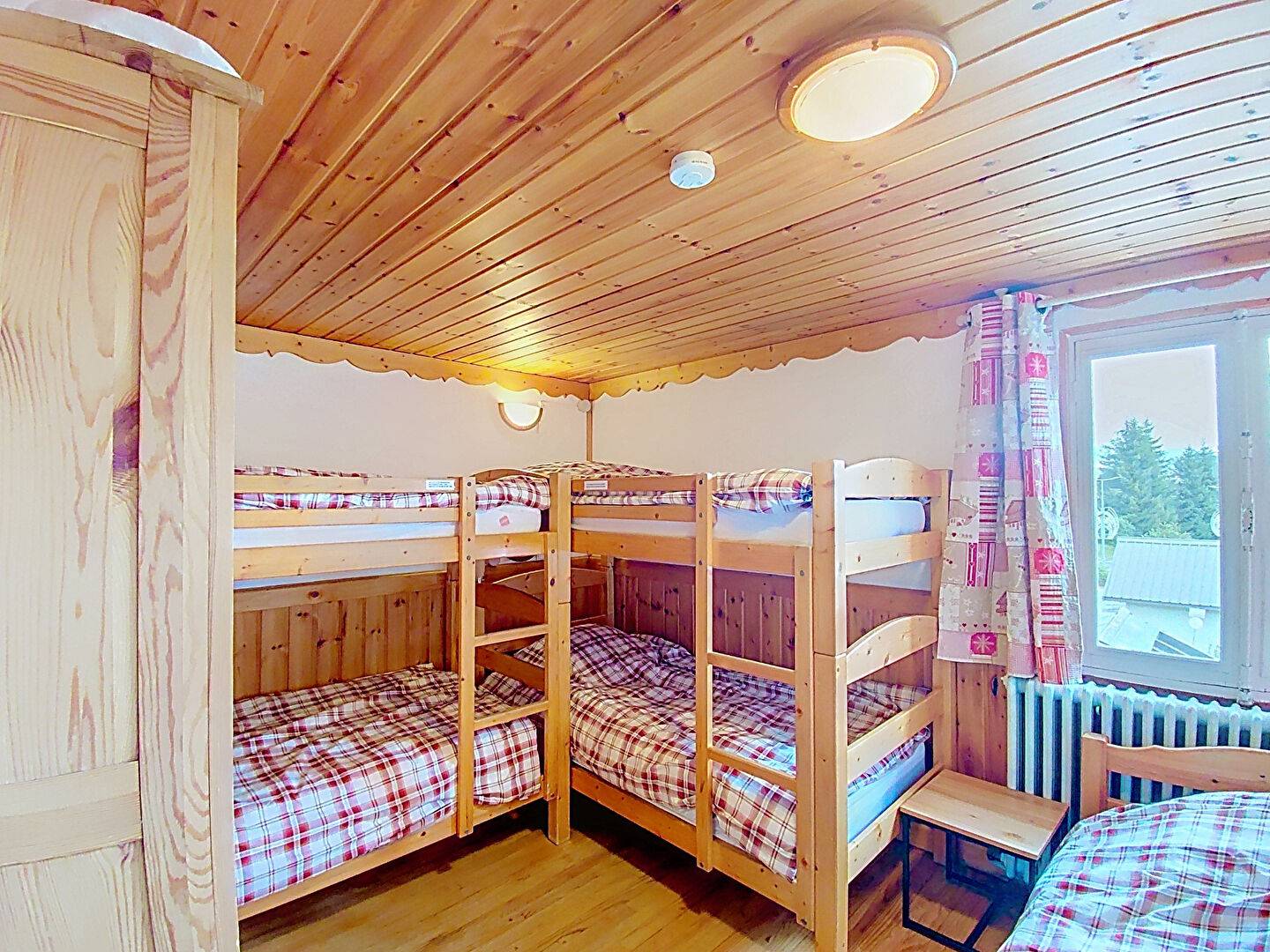 Chalet de 320 m² avec 3 gîtes indépendants