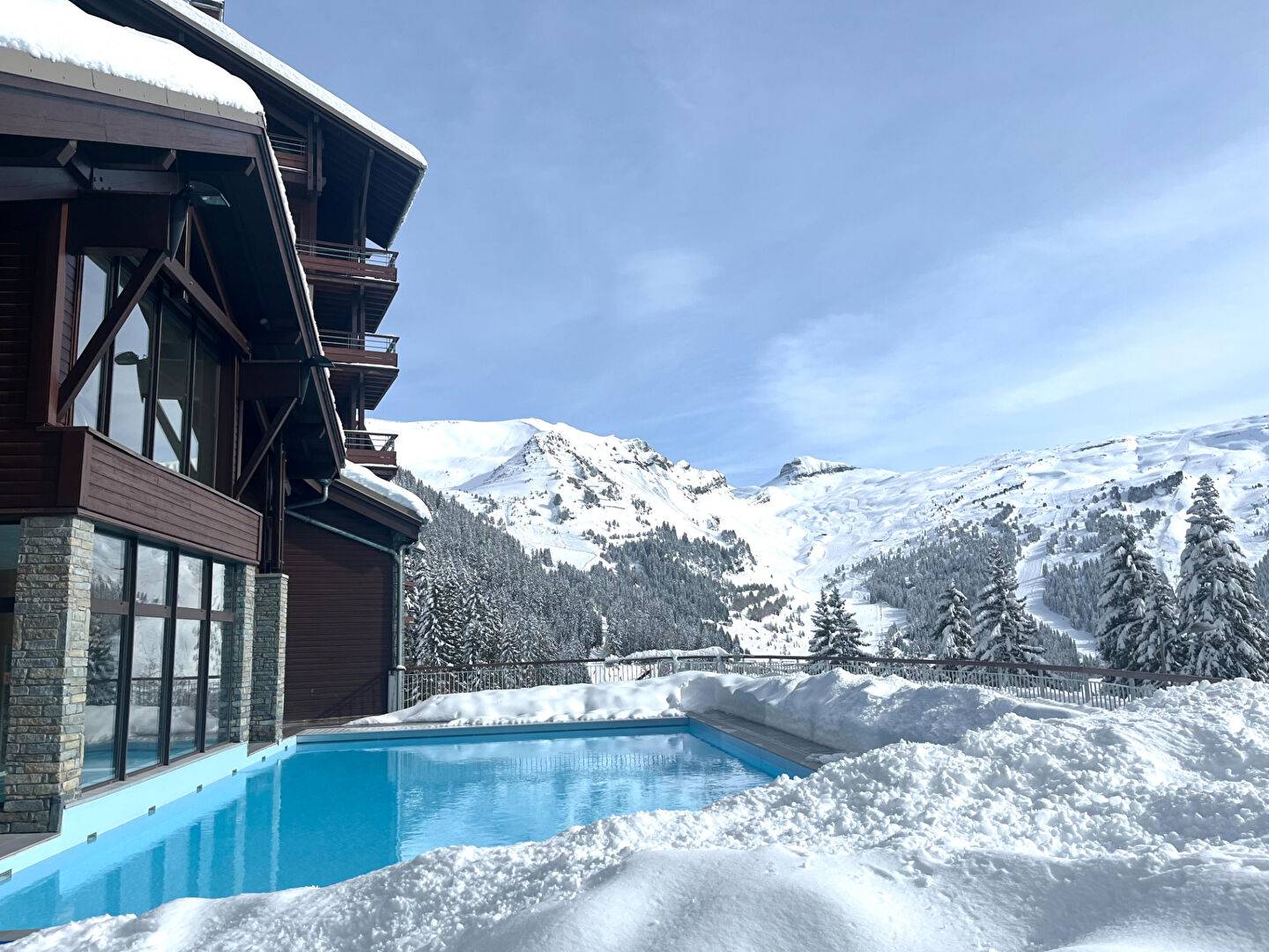 2 PIECES SUD au PIED DES PISTES