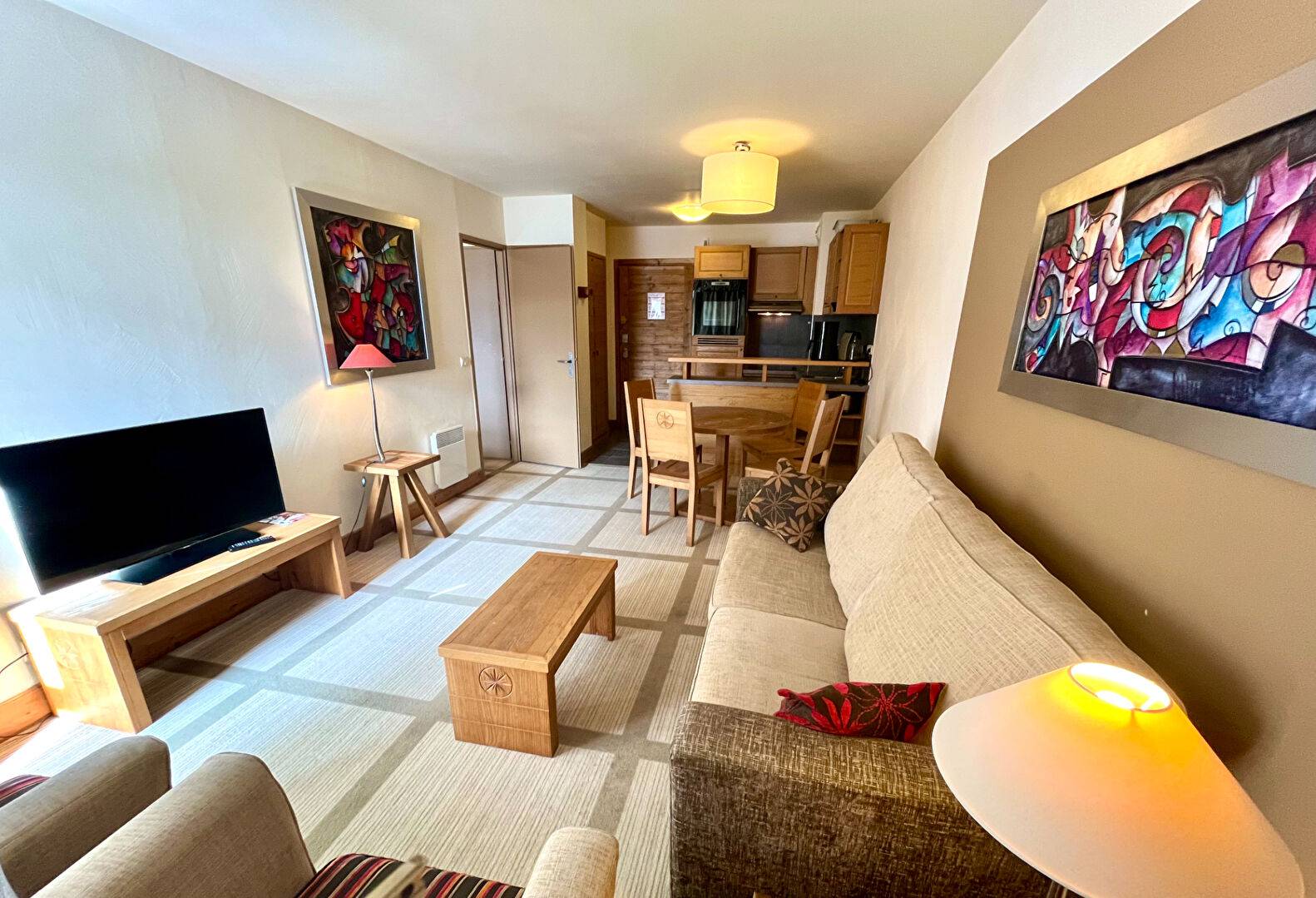 2 PIECES SUD au PIED DES PISTES