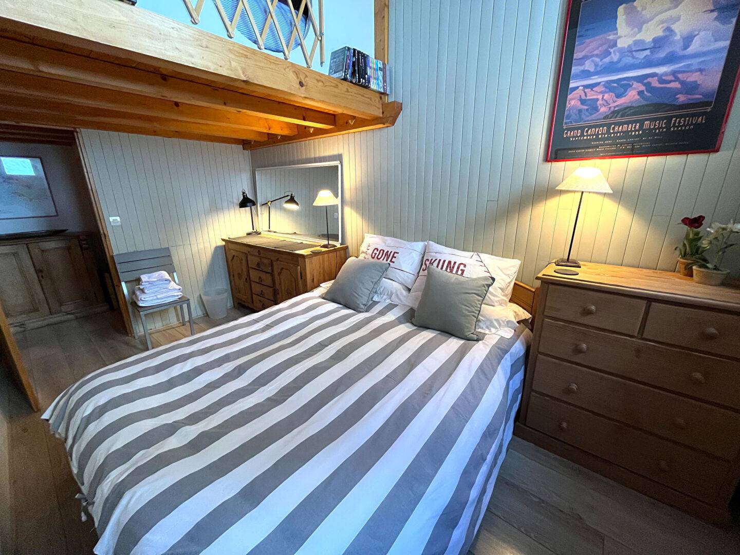 4 PIECES SUD avec TERRASSE au PIED DES PISTES