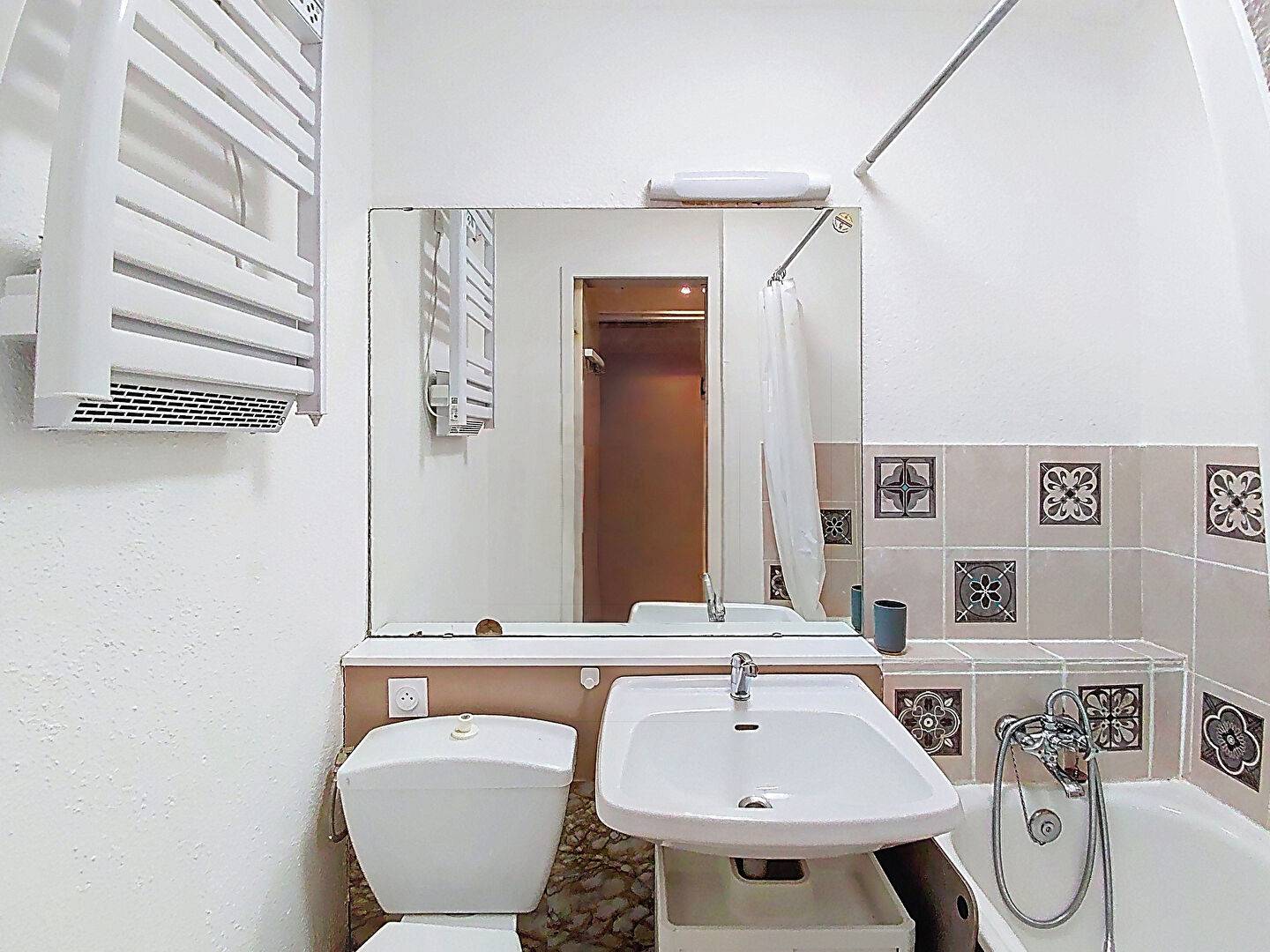 60029026 VILLAREMBERT