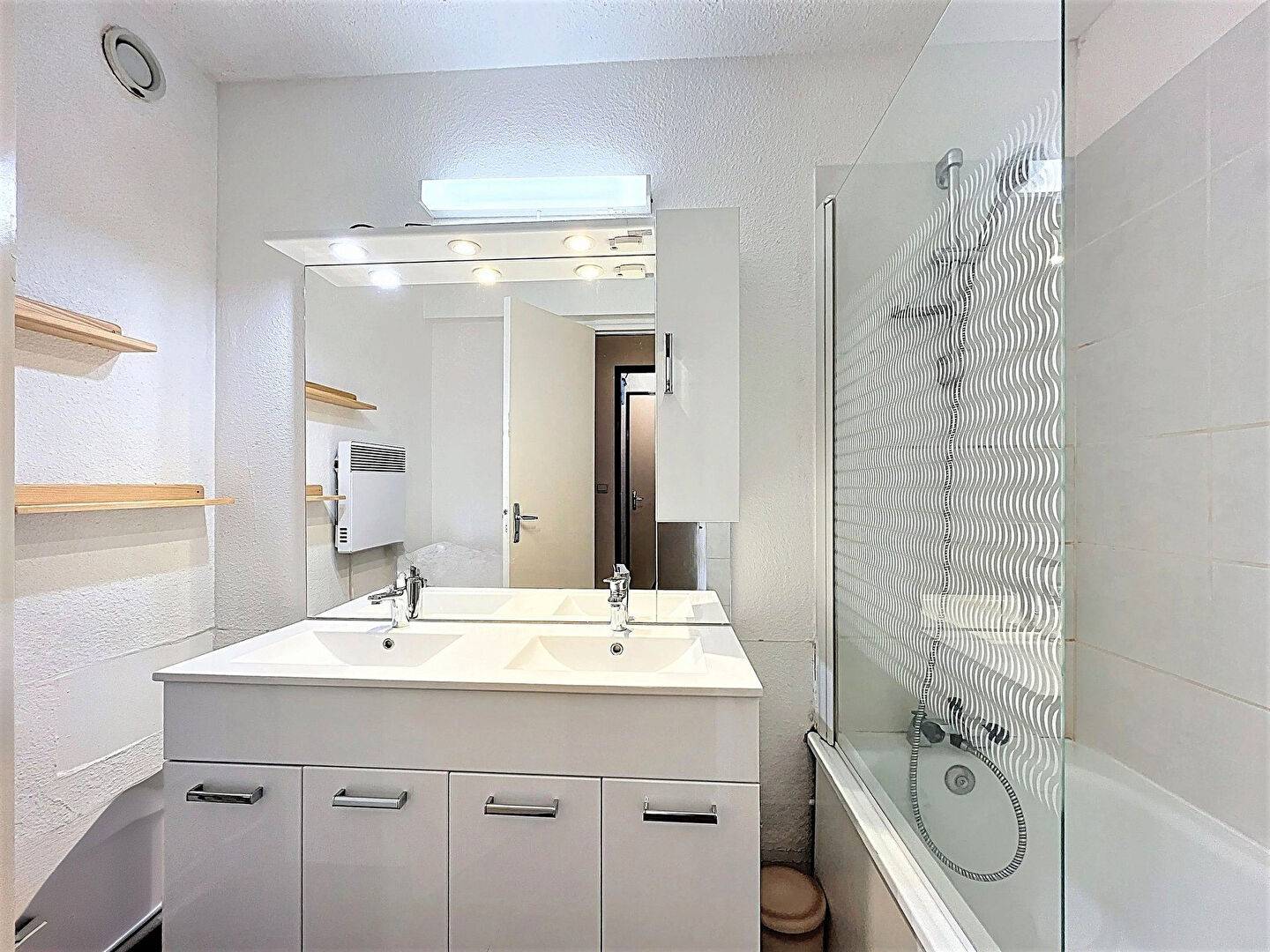 Appartement 3 pièces 46.39 m2 Résidence Pégase Phenix