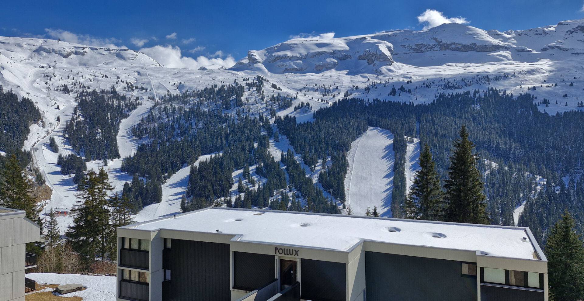 RARE : STUDIO COIN MONTAGNE Sud entièrement RENOVE