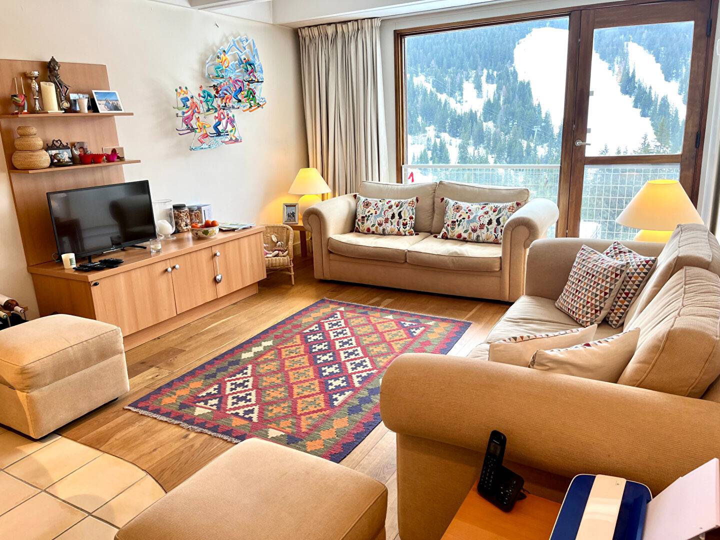 RARE : 5 PIECES SUD au PIED DES PISTES