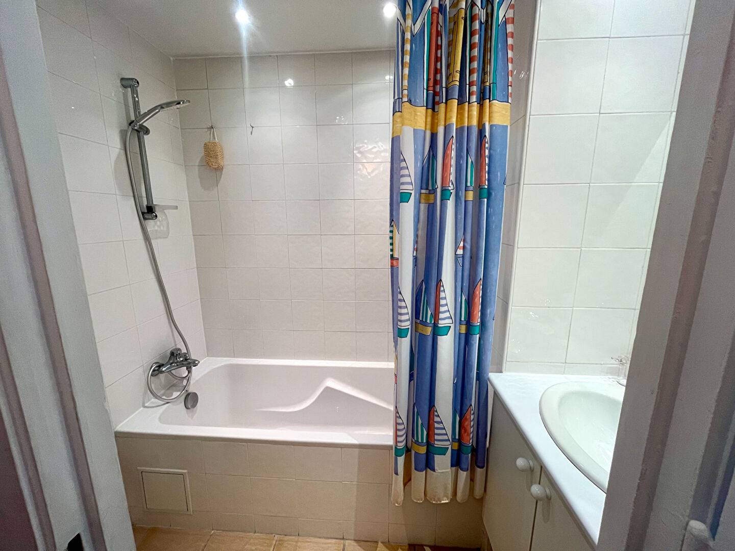 RARE : 5 PIECES SUD au PIED DES PISTES