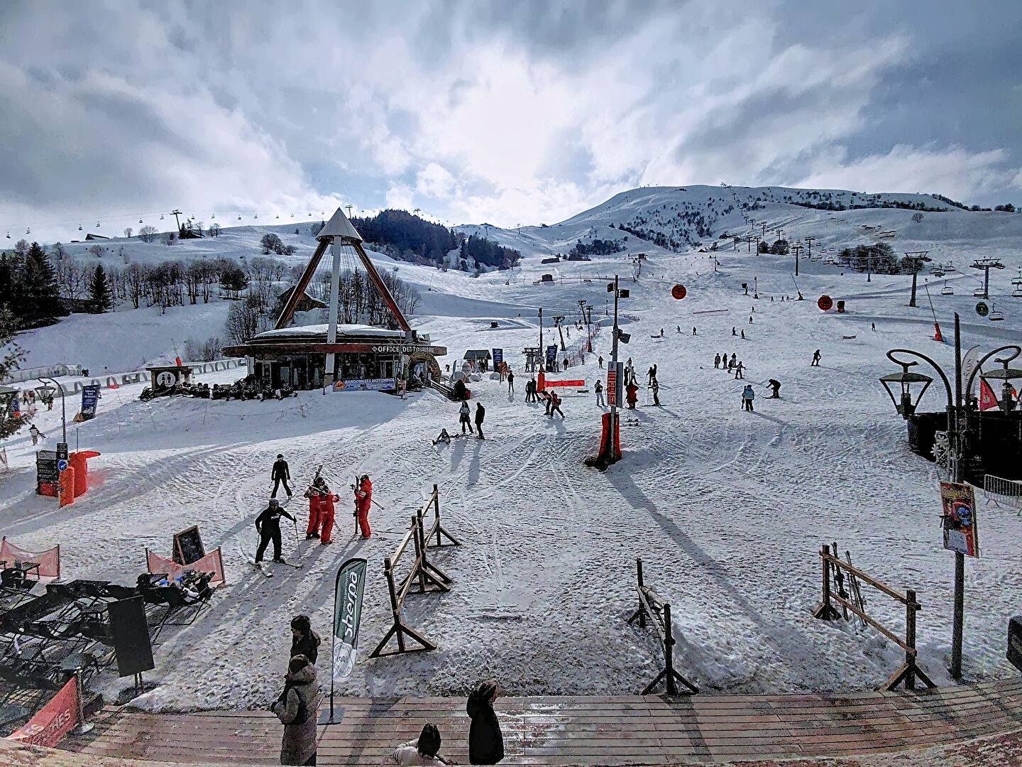 Charmant T3 avec cheminée et balcon vue pistes