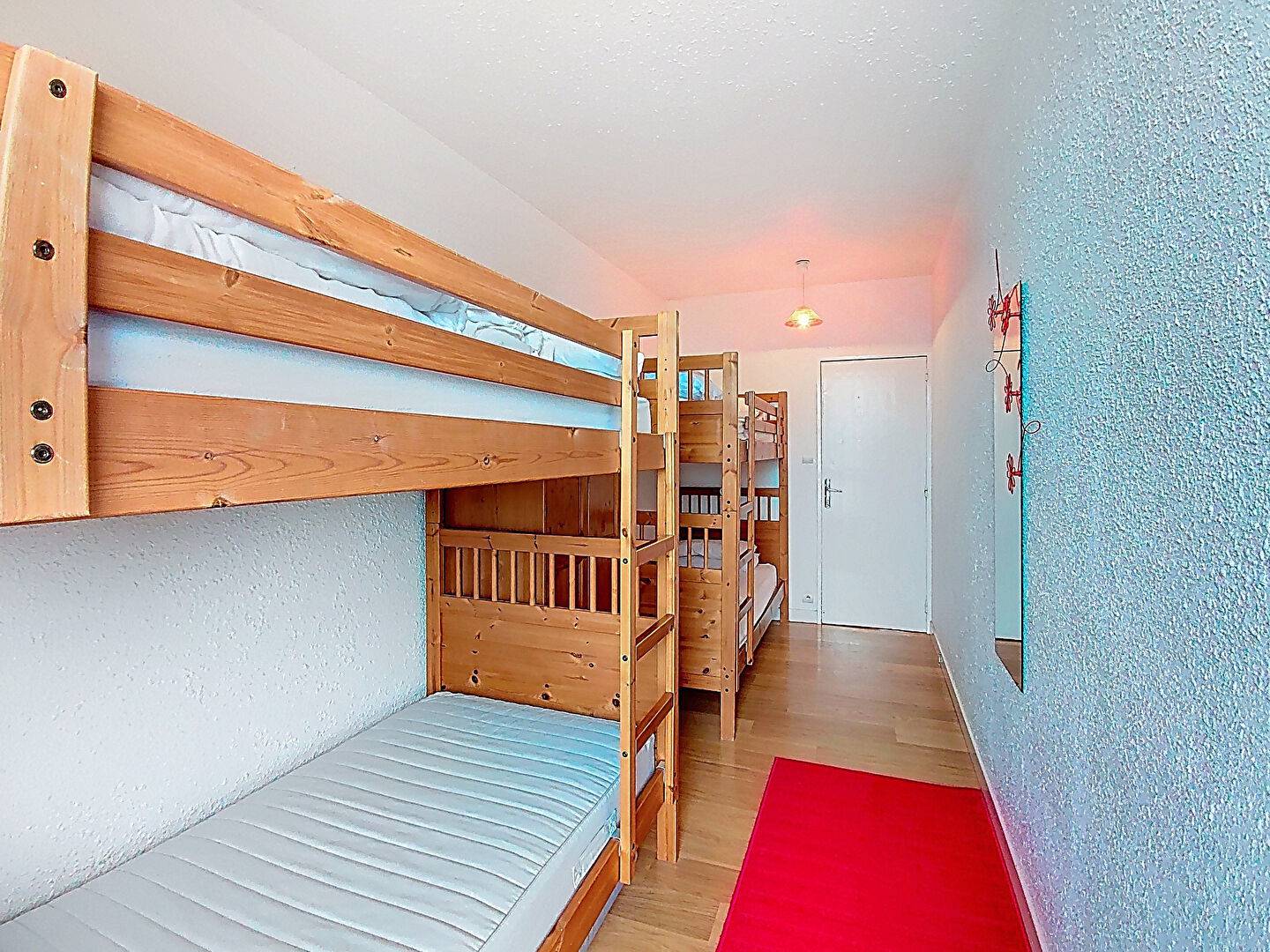 Charmant T3 avec cheminée et balcon vue pistes