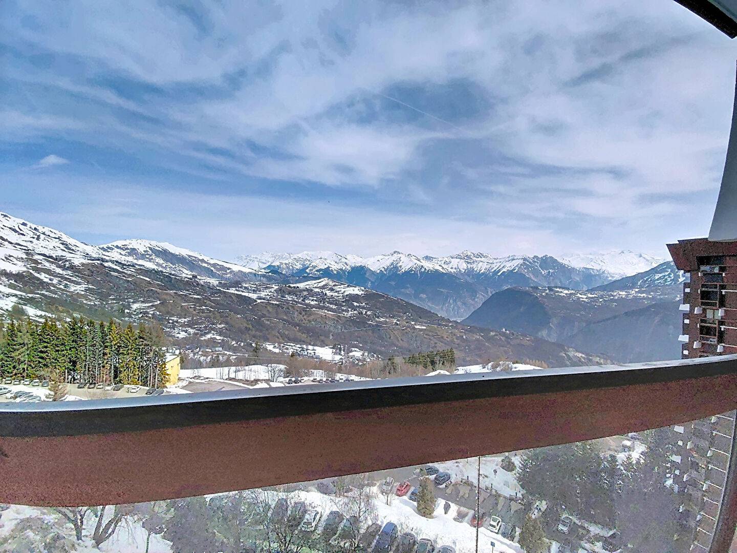 Studio avec balcon situé au 14ème étage de la résidence Soyouz Vanguard