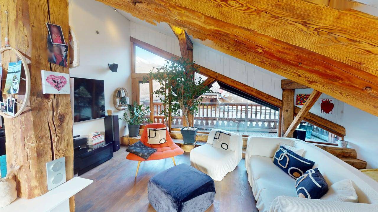 Maison - 7 pièces - Les Hauteurs de Bourg