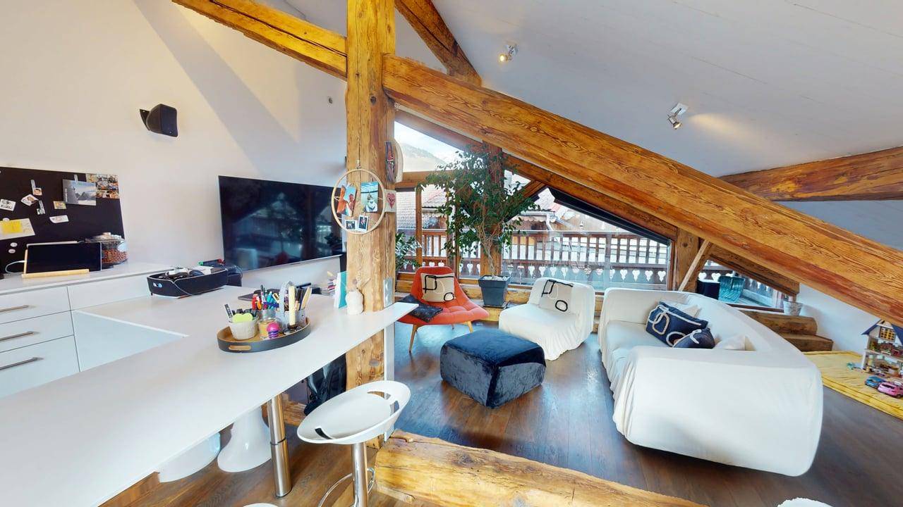 Maison - 7 pièces - Les Hauteurs de Bourg