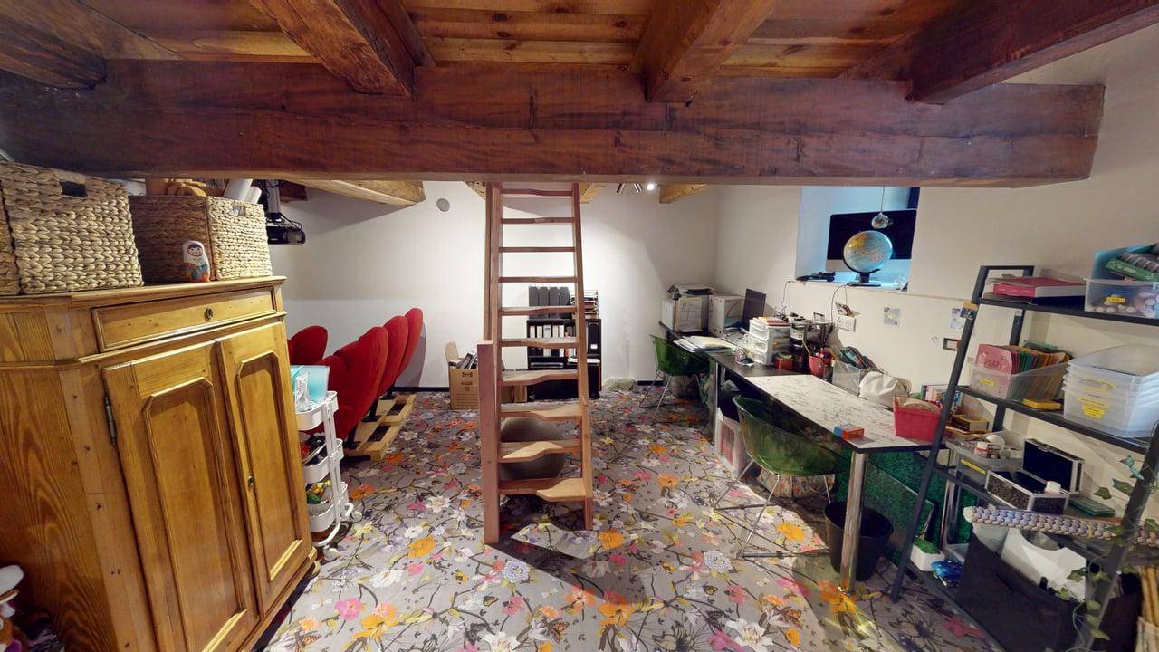 Maison - 7 pièces - Les Hauteurs de Bourg
