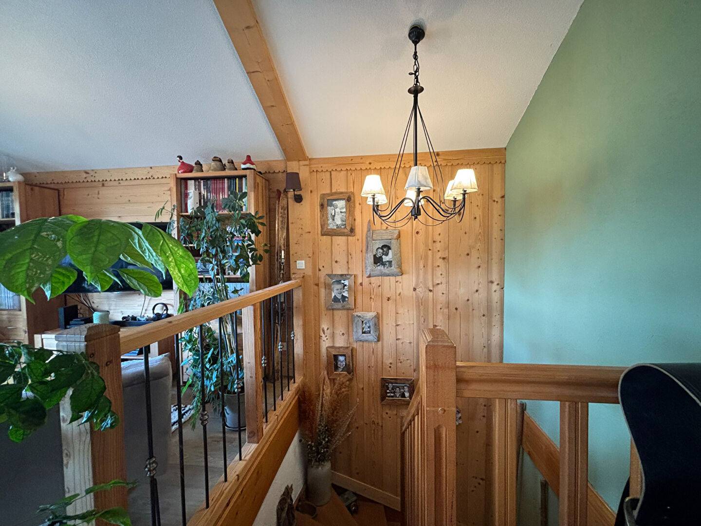 SEEZ - Appartement 4 pièces ? 98 m²  - Dernier étage avec vue dégagée
