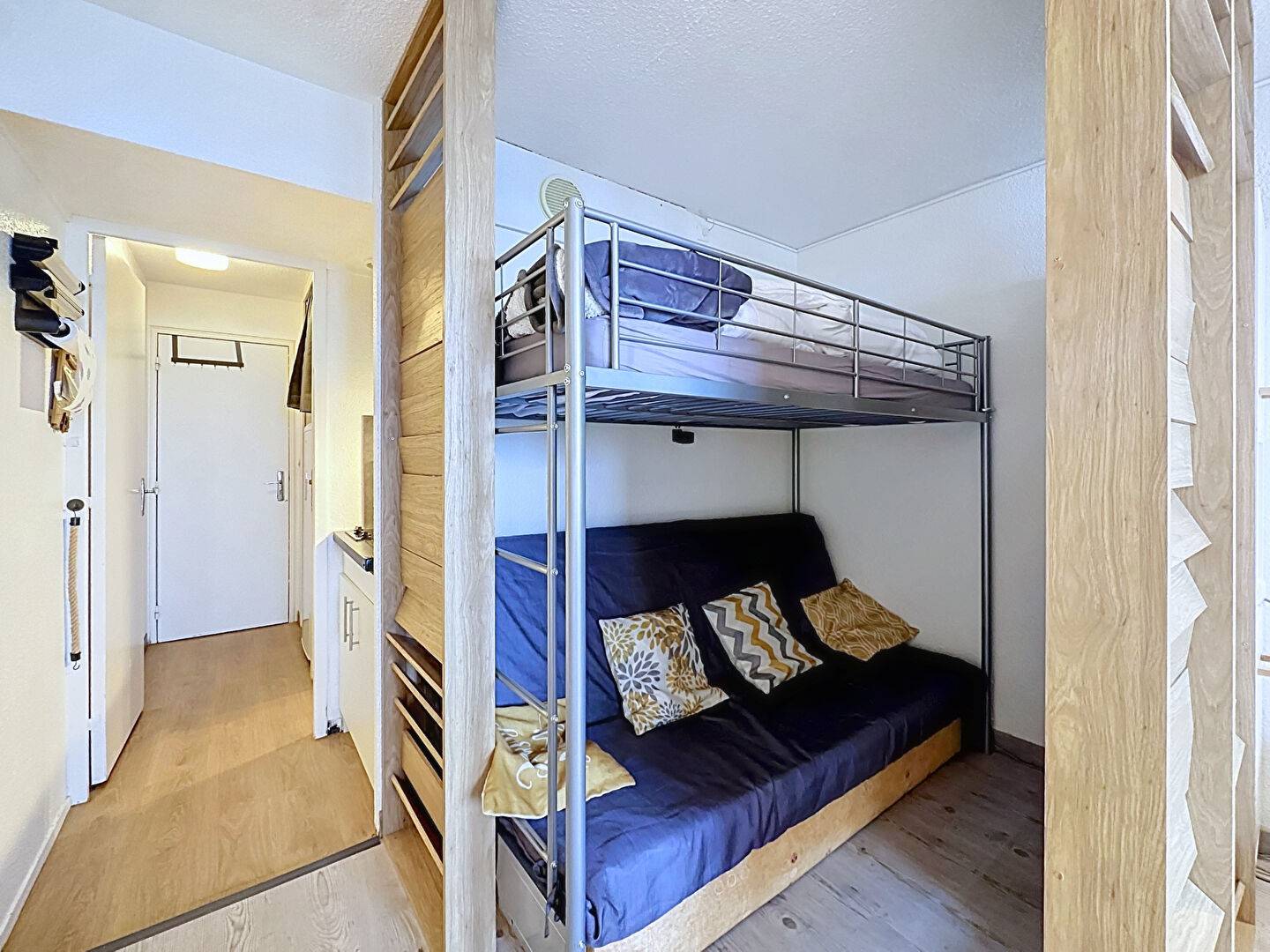 STUDIO 21 M² AVEC BALCON  / RÉSIDENCE SOYOUZ VANGUARD