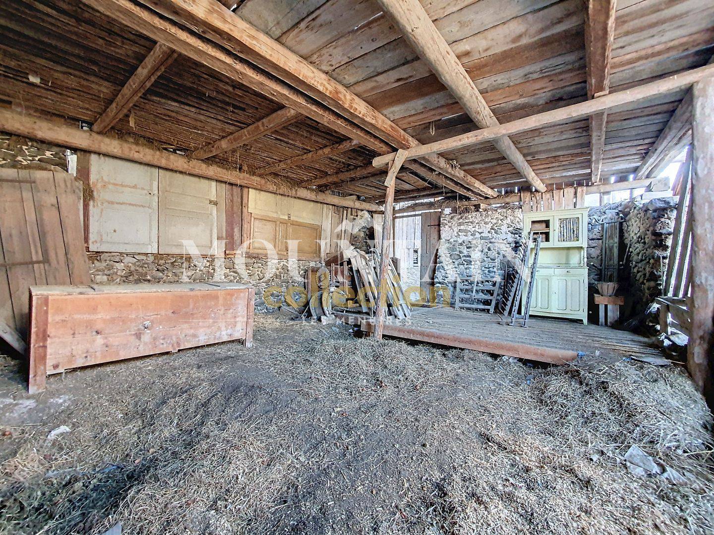 GRANGE A RENOVER, hameau des Belleville
