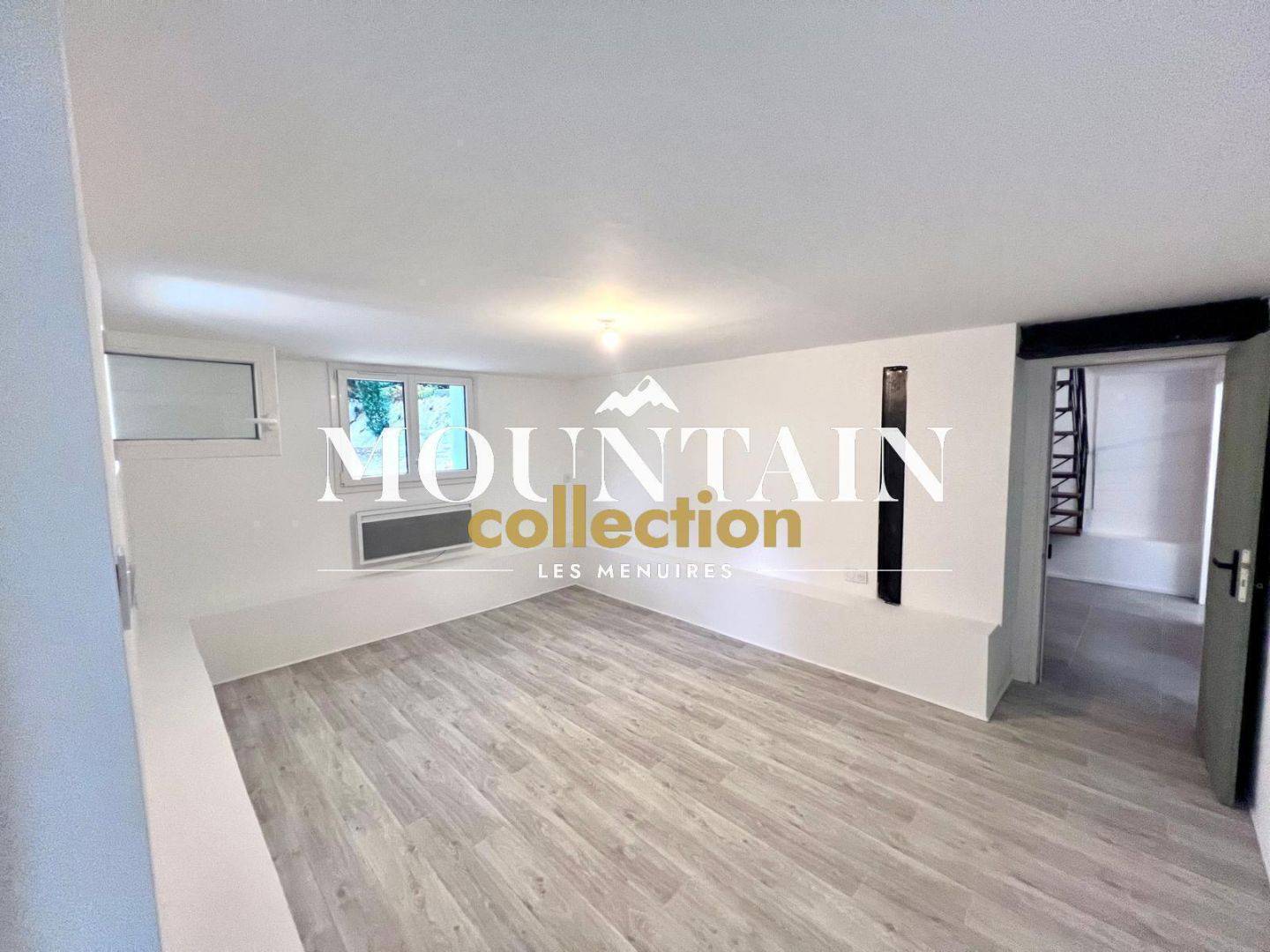 Maison 5 pièces de 170,25m² dont 15,75m² inférieur à  1m80, Quartier Sainte Radegonde, 37100 Tours