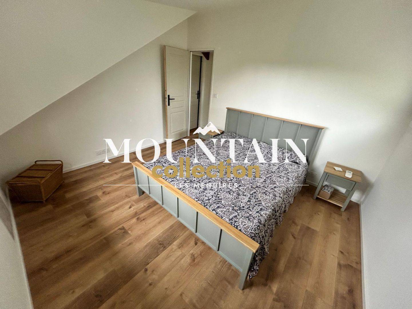 Maison 5 pièces de 170,25m² dont 15,75m² inférieur à  1m80, Quartier Sainte Radegonde, 37100 Tours