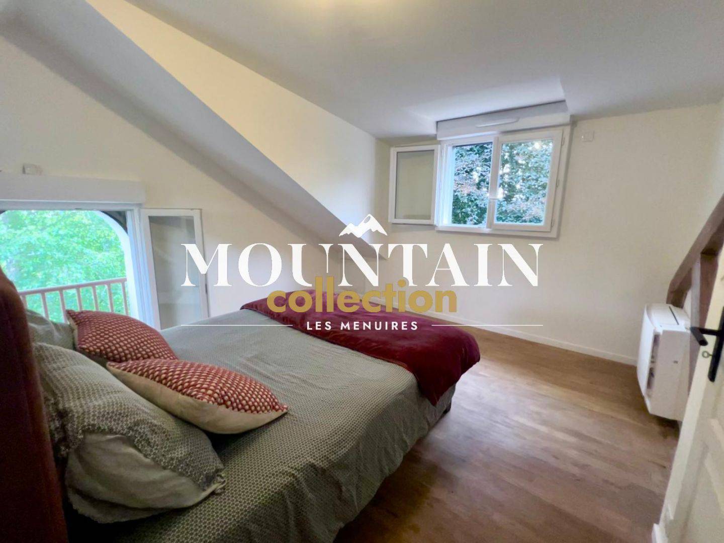 Maison 5 pièces de 170,25m² dont 15,75m² inférieur à  1m80, Quartier Sainte Radegonde, 37100 Tours