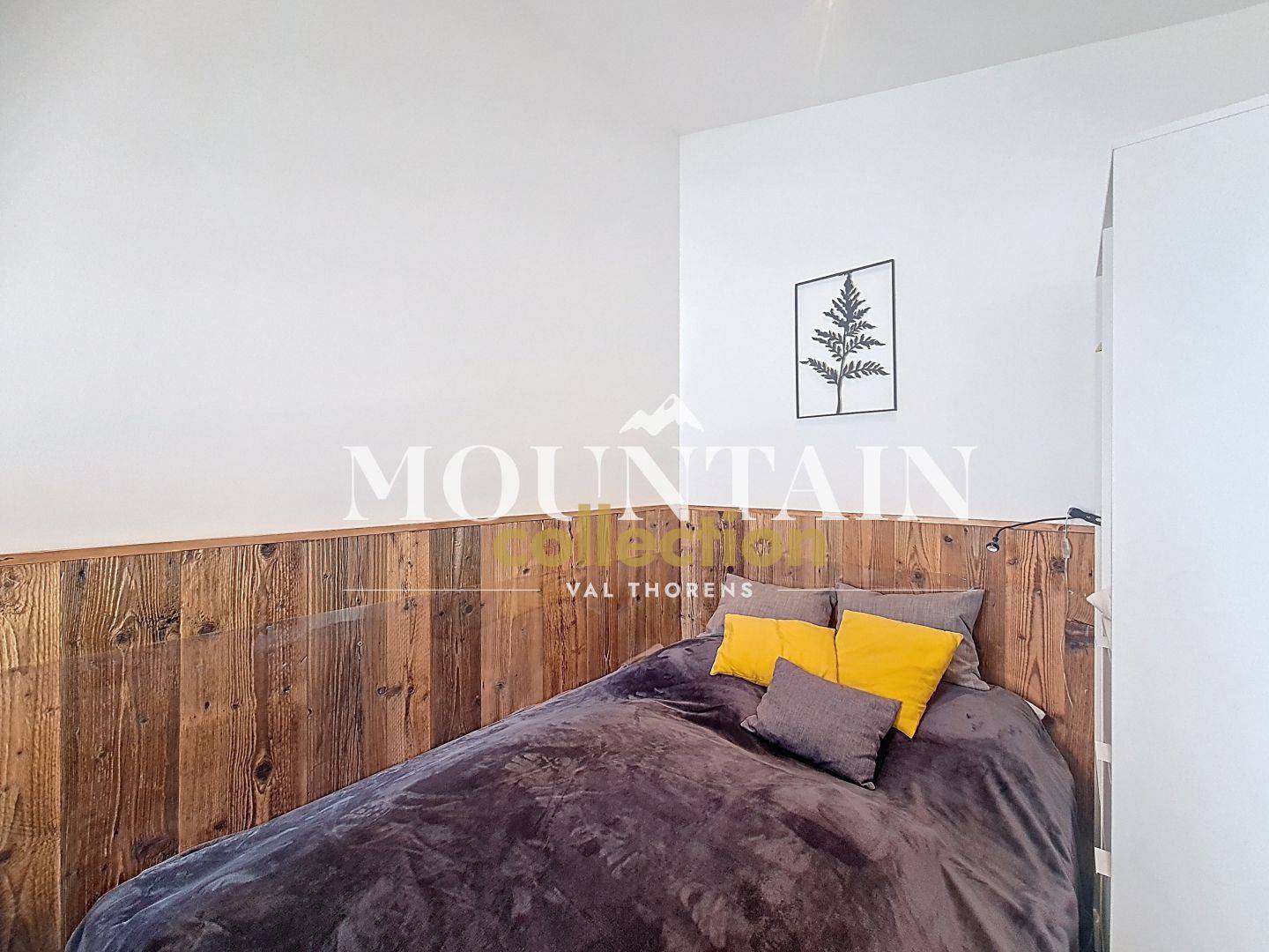 58783189 VAL THORENS