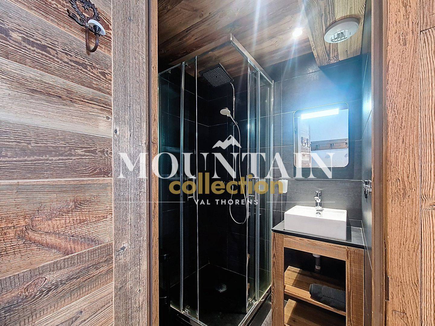 58783189 VAL THORENS