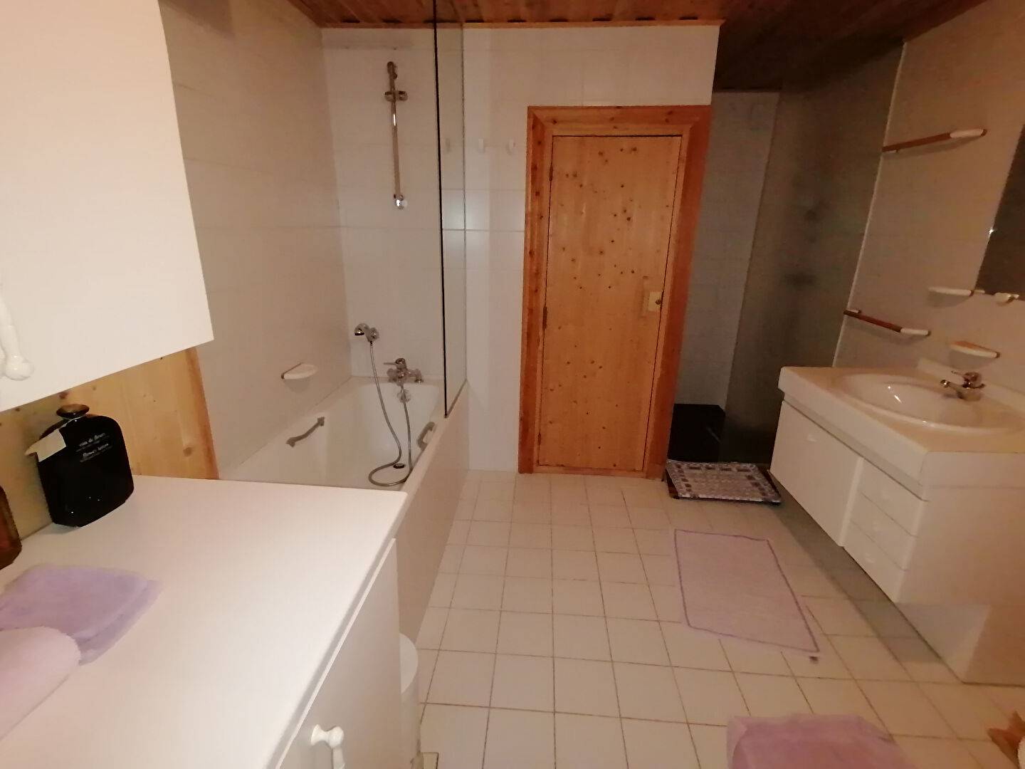CHALET INDIVIDUEL D'HABITATION 180 m² + combles aménagées PLAGNE 1800
