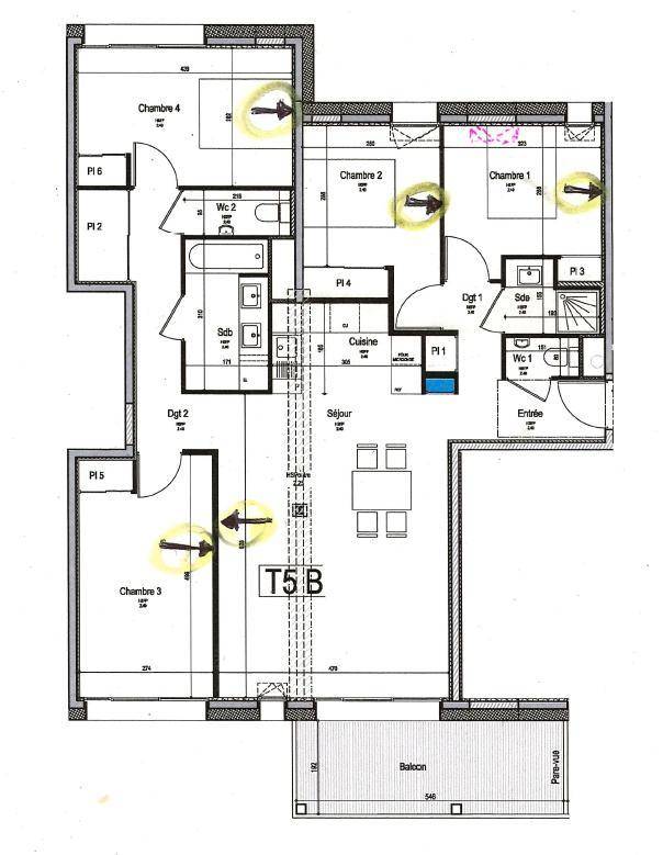 5 pièces de 105.68 m² avec cave et parking extérieur