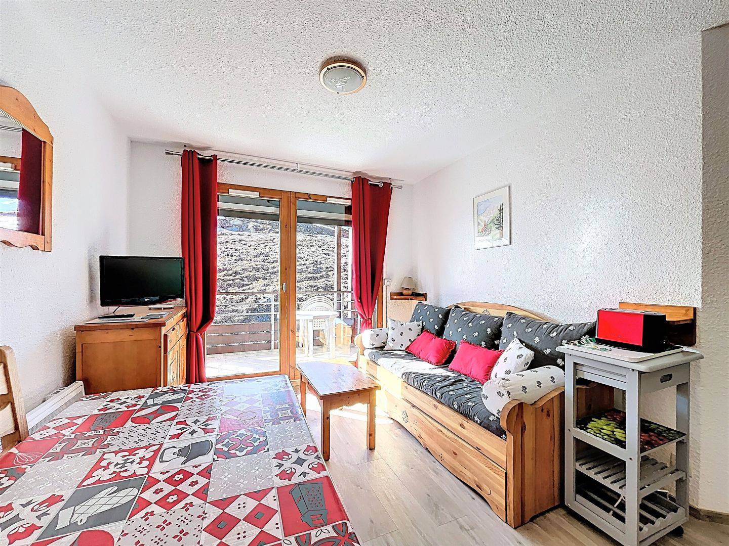 APPARTEMENT T3 RESIDENCE LES PISTES A RENOVE