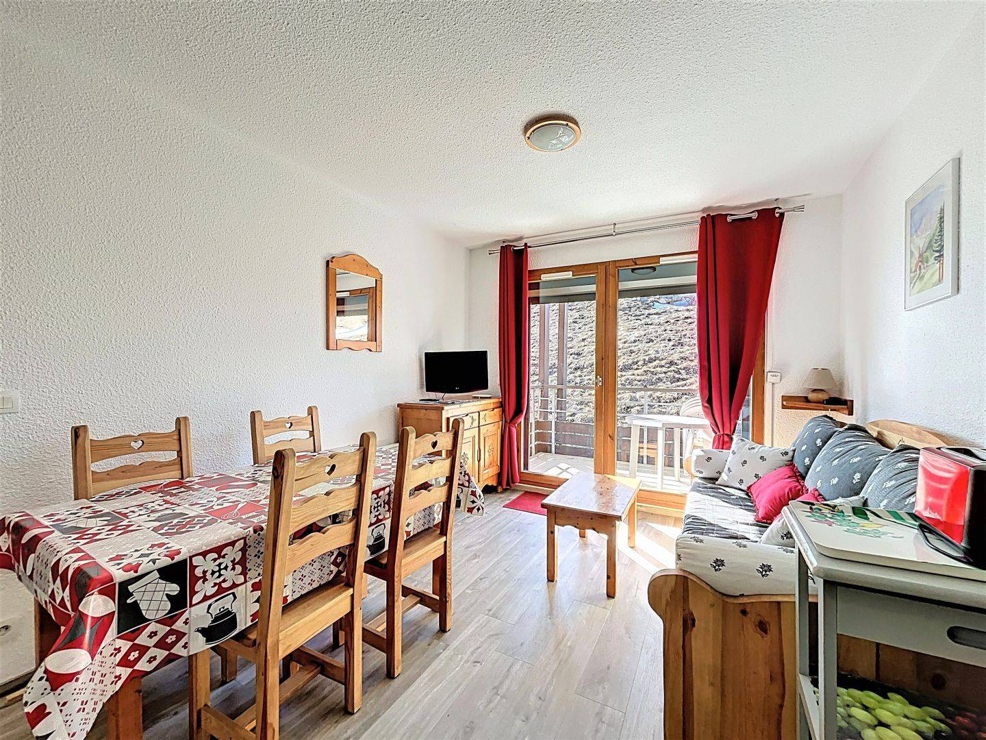 APPARTEMENT T3 RESIDENCE LES PISTES A RENOVE