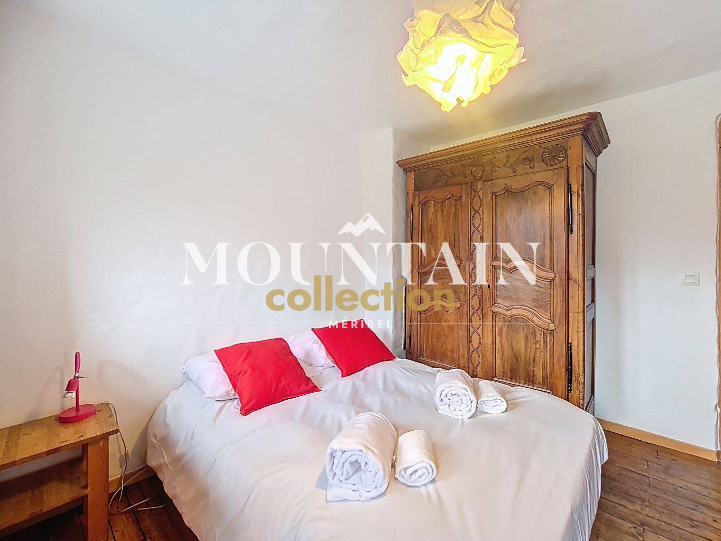 Chalet typique Savoyard, 8 pièces de 165m² , Méribel, Les Allues.