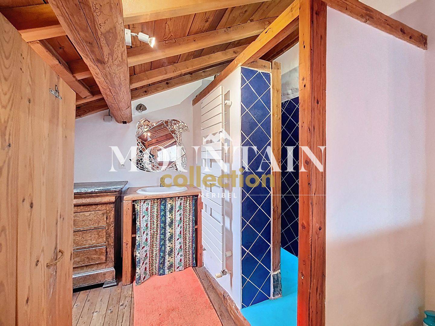 Chalet typique Savoyard, 8 pièces de 165m² , Méribel, Les Allues.