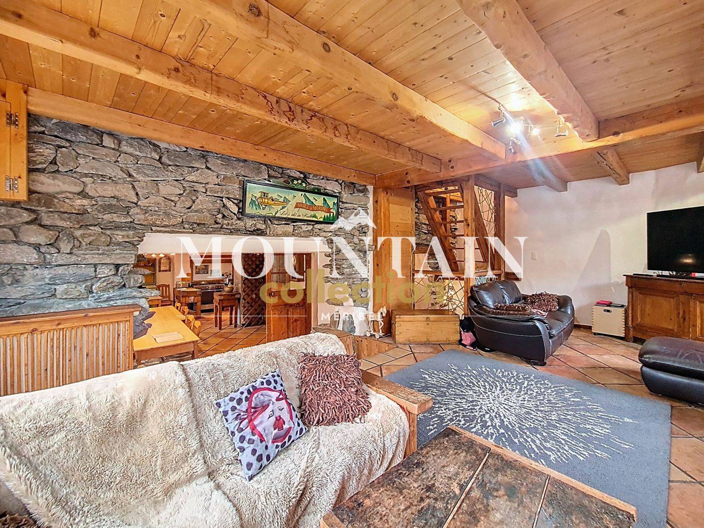 Chalet typique Savoyard, 8 pièces de 165m² , Méribel, Les Allues.