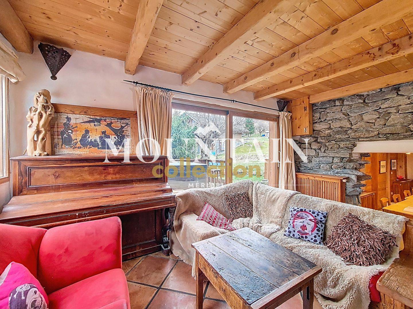 Chalet typique Savoyard, 8 pièces de 165m² , Méribel, Les Allues.