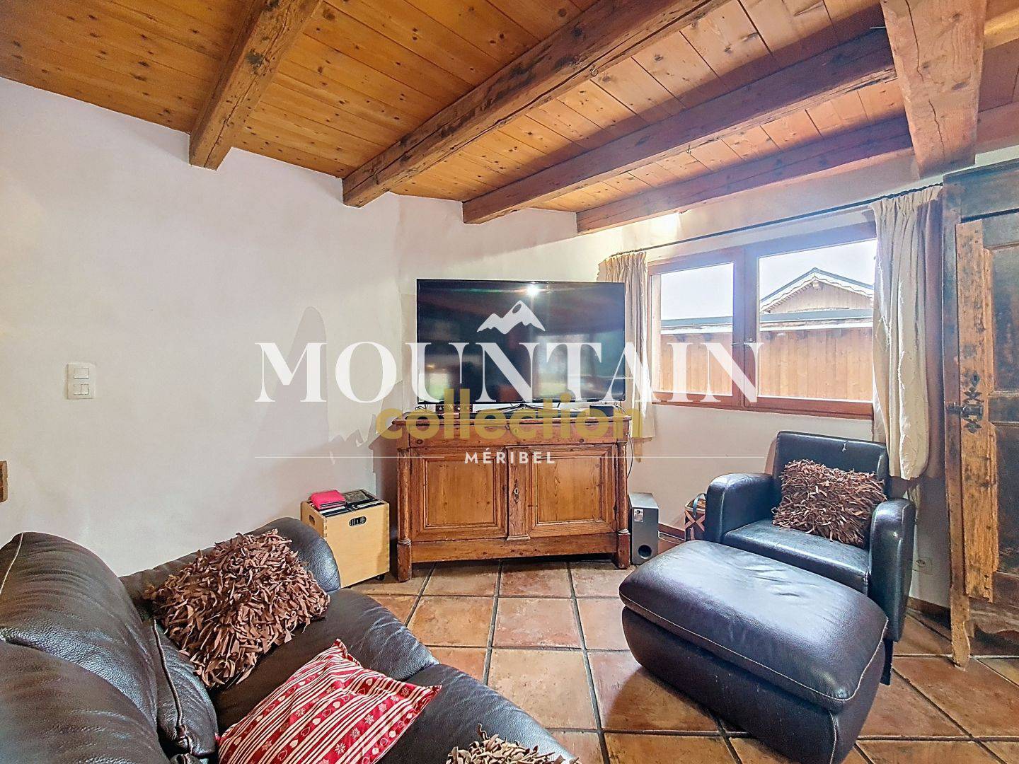 Chalet typique Savoyard, 8 pièces de 165m² , Méribel, Les Allues.