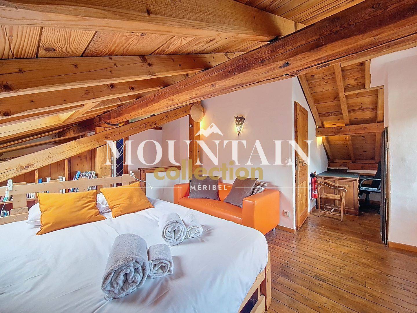 Chalet typique Savoyard, 8 pièces de 165m² , Méribel, Les Allues.