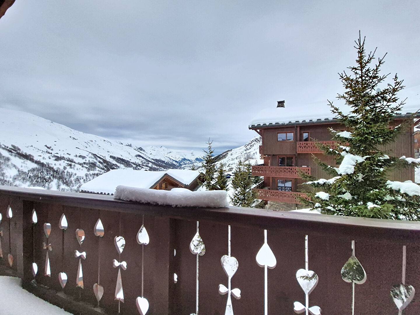 58782984 LES MENUIRES