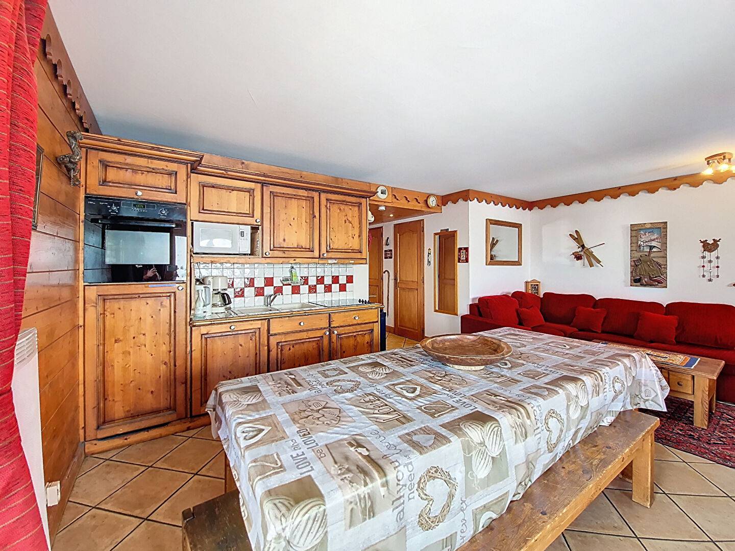 58782984 LES MENUIRES